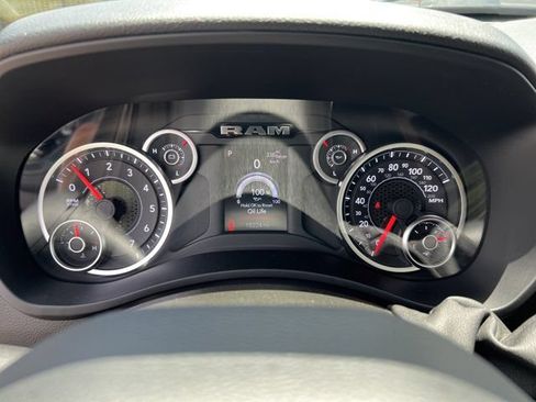 Certified 2026 RAM 2500 Big Horn AWD/4WD image 30