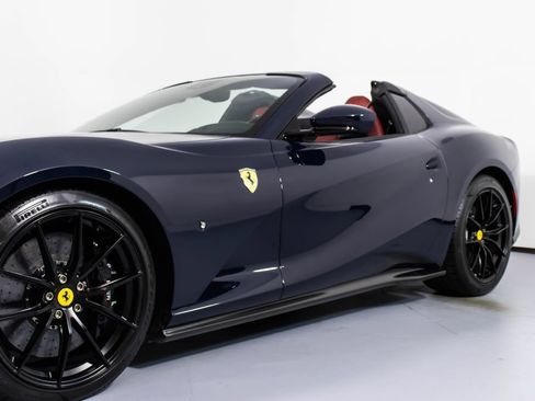 Certified 2023 Ferrari 812 GTS RWD image 31