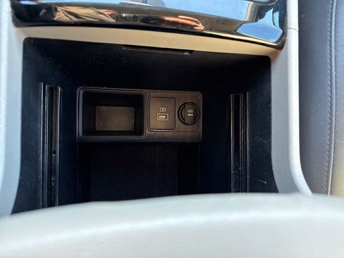 Used 2015 Kia Sedona EX w/ EX Premium Package image 40