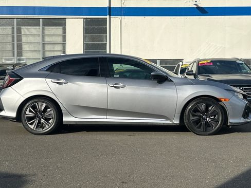Used 2018 Honda Civic EX image 3