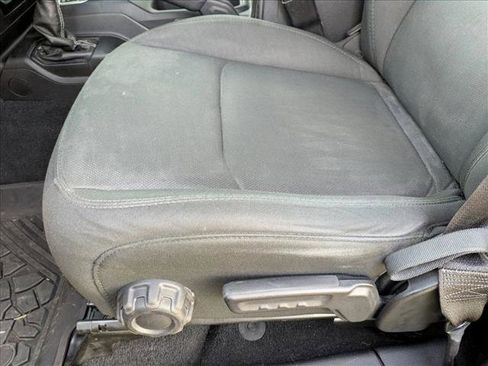 Used 2020 Jeep Wrangler Unlimited Sahara w/ Uconnect 4C Nav & Sound Group image 16