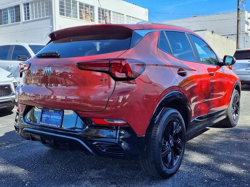 Used 2024 Buick Encore GX Sport Touring image 9