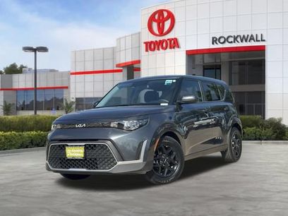 Used 2023 Kia Soul LX w/ LX Technology Package