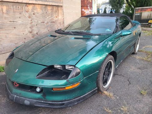 Used 1997 Chevrolet Camaro Z28 w/ Preferred Equipment Group 2 image 4