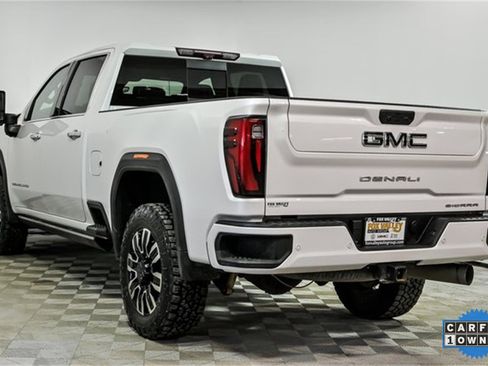 Certified 2024 GMC Sierra 2500 Denali Ultimate w/ Max Trailering Package image 5