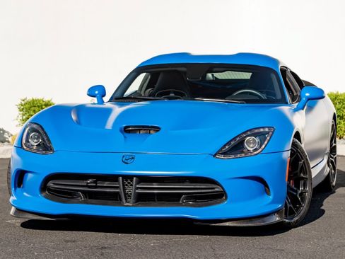 Used 2015 Dodge Viper w/ Quick Order Package 22J GT RWD image 1