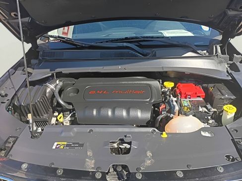 Used 2020 Jeep Compass Limited AWD/4WD image 23