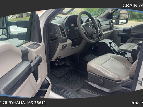 Used 2018 Ford F250 XL w/ Power Equipment Group RWD image 13