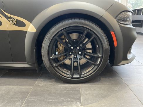 Used 2021 Dodge Charger SRT Hellcat RWD image 12
