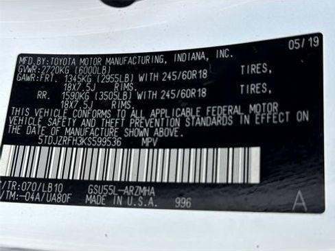 Used 2019 Toyota Highlander XLE AWD/4WD image 27