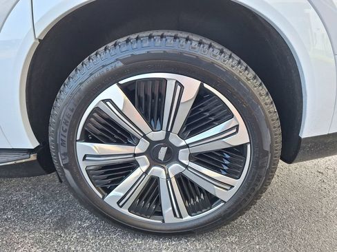 New 2026 Cadillac Escalade IQ Luxury 1 w/ LPO, Floor Liner Package AWD/4WD image 26