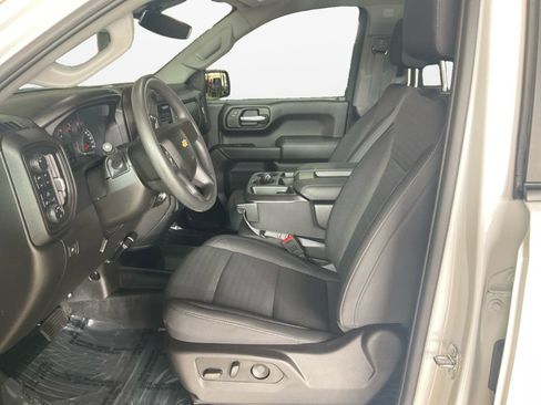 Used 2024 Chevrolet Silverado 1500 W/T w/ Z71 Off-Road Package image 9