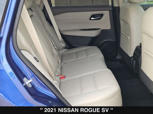 Used 2021 Nissan Rogue SV w/ Premium Package image 29