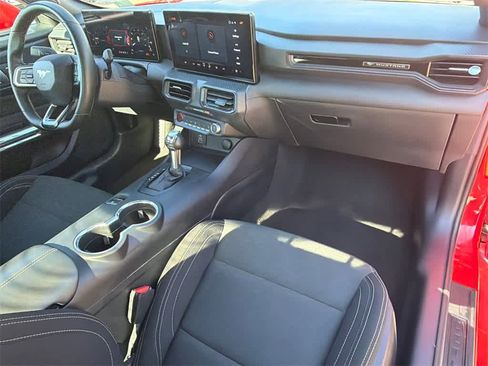 Used 2024 Ford Mustang Coupe image 13