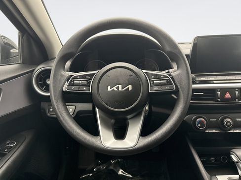 Used 2023 Kia Forte LXS FWD image 12