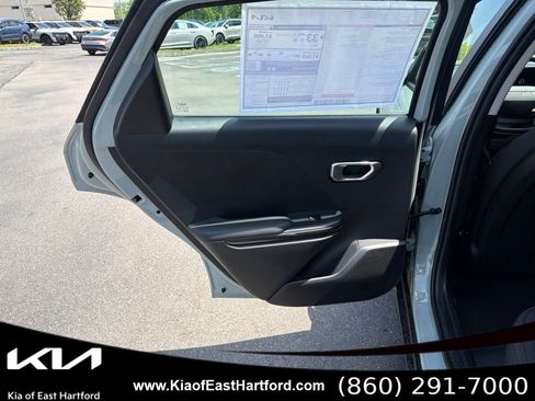 New 2026 Kia K4 FWD image 17