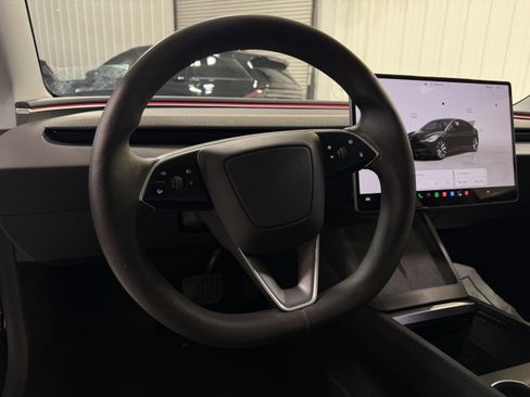 Used 2025 Tesla Model 3 Long Range RWD image 15