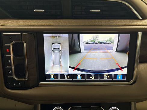 Used 2021 GMC Yukon XL Denali AWD/4WD image 40