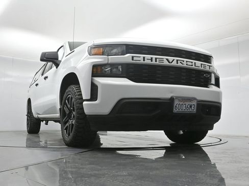 Used 2022 Chevrolet Silverado 1500 Custom w/ LPO, Blackout Package AWD/4WD image 40