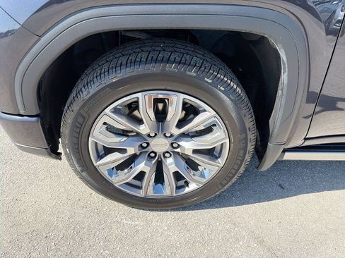 Used 2024 GMC Sierra 1500 Denali w/ Denali Reserve Package AWD/4WD image 40