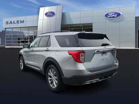 Certified 2023 Ford Explorer XLT w/ Equipment Group 202A AWD/4WD image 4