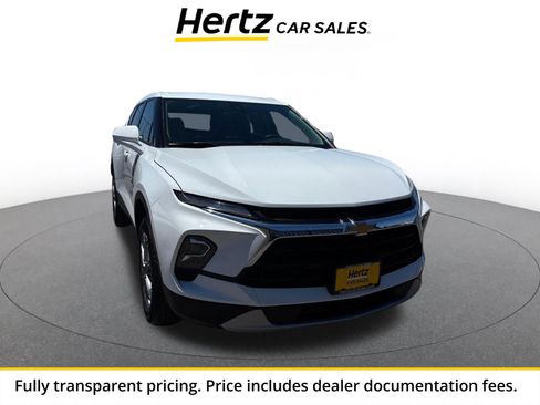 Used 2026 Chevrolet Blazer LT FWD image 1