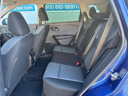 Used 2023 Nissan Rogue SV AWD/4WD image 32