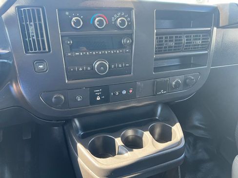 Used 2018 Chevrolet Express 3500 3500 3dr Cargo Van w/ Driver Convenience Package image 12