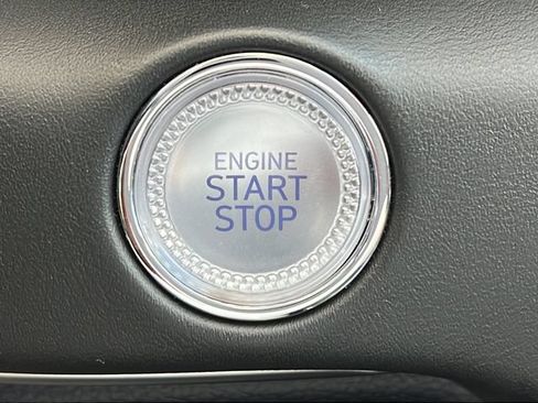Certified 2025 Genesis GV80 3.5T Prestige AWD/4WD image 24