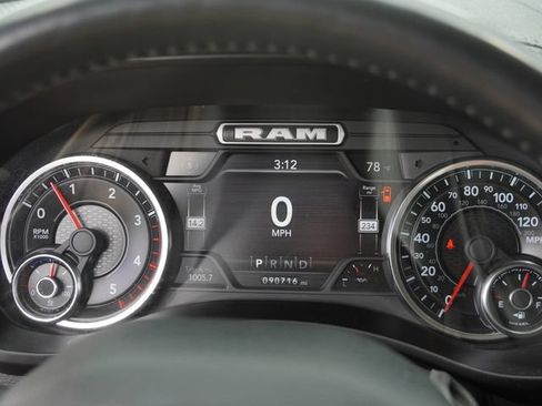 Used 2022 RAM 2500 Laramie AWD/4WD image 29