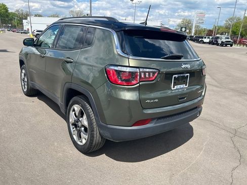 Used 2018 Jeep Compass Limited w/ Navigation Group AWD/4WD image 7