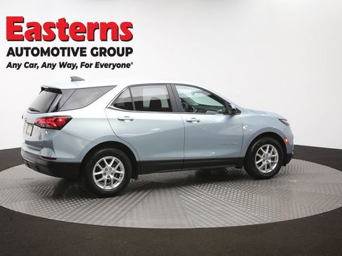 Used 2022 Chevrolet Equinox LT FWD image 41