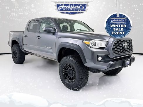 Used 2020 Toyota Tacoma TRD Off-Road image 1