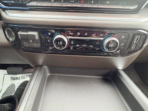 New 2026 GMC Sierra 2500 SLT w/ SLT Convenience Package AWD/4WD image 28