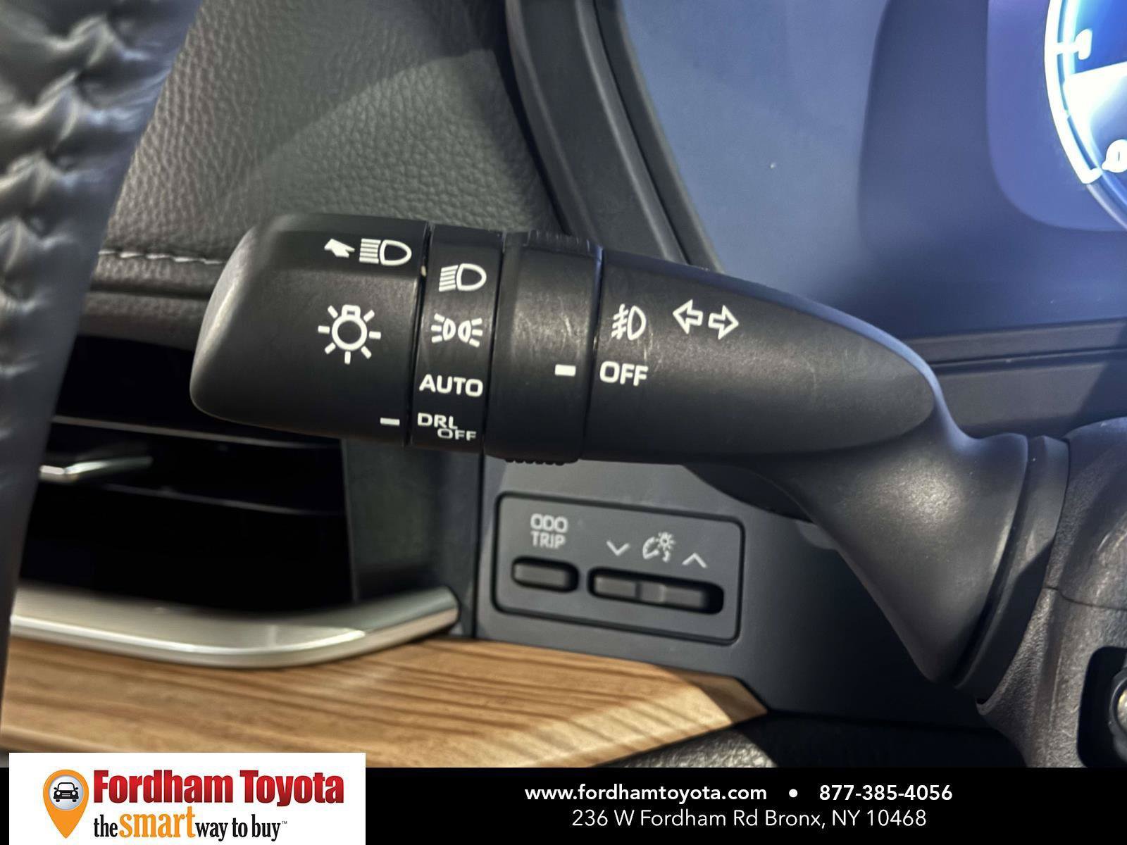 Used 2024 Toyota Grand Highlander AWD image 24