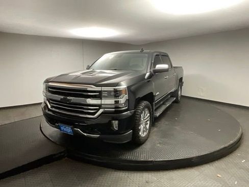 Certified 2017 Chevrolet Silverado 1500 High Country image 3