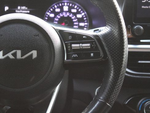 Used 2022 Kia Forte GT-Line w/ GT-Line Premium Package image 40