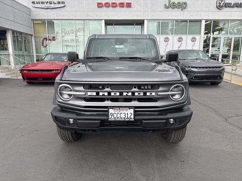 Used 2022 Ford Bronco Big Bend image 2