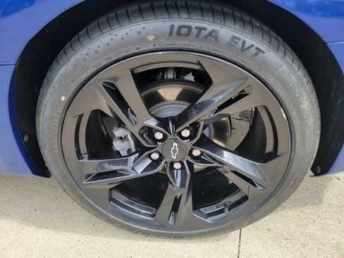 Used 2022 Chevrolet Camaro LT w/ RS Package RWD image 29