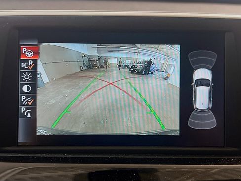 Used 2017 BMW X1 xDrive28i AWD/4WD image 9