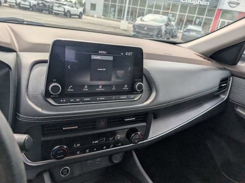 Certified 2023 Nissan Rogue SV AWD/4WD image 21