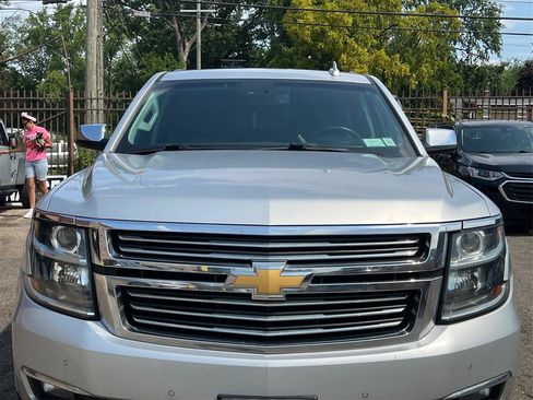 Used 2015 Chevrolet Suburban LTZ AWD/4WD image 15