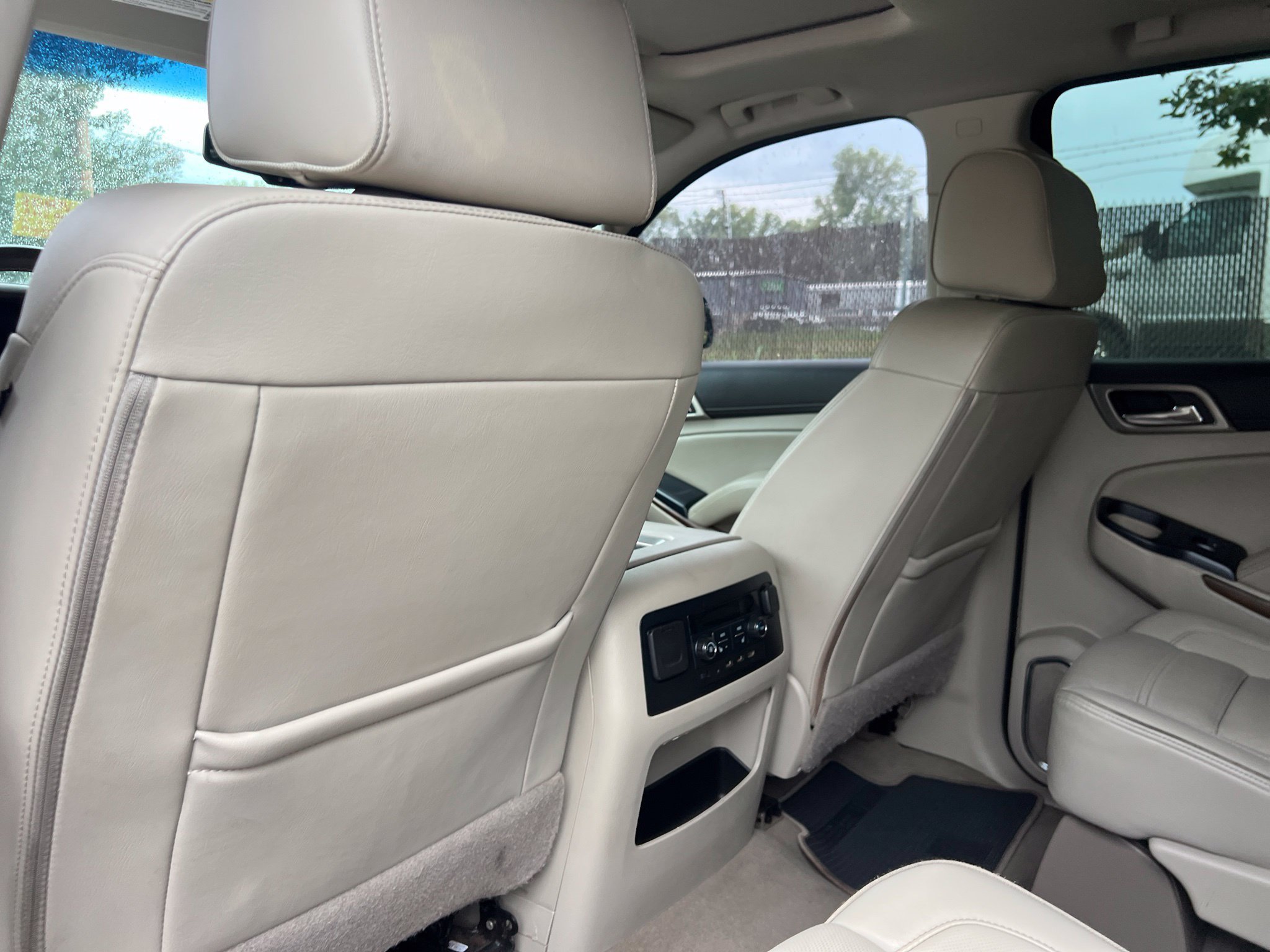 Used 2020 GMC Yukon XL Denali w/ Denali Premium Package AWD/4WD image 14