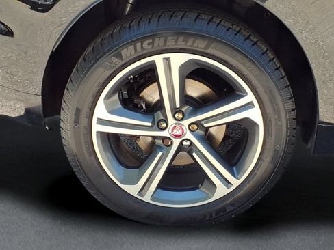 Used 2018 Jaguar F-PACE R-Sport AWD/4WD image 7