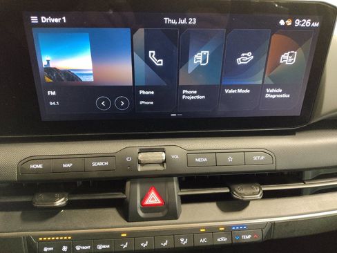 Used 2025 Kia K4 FWD image 25