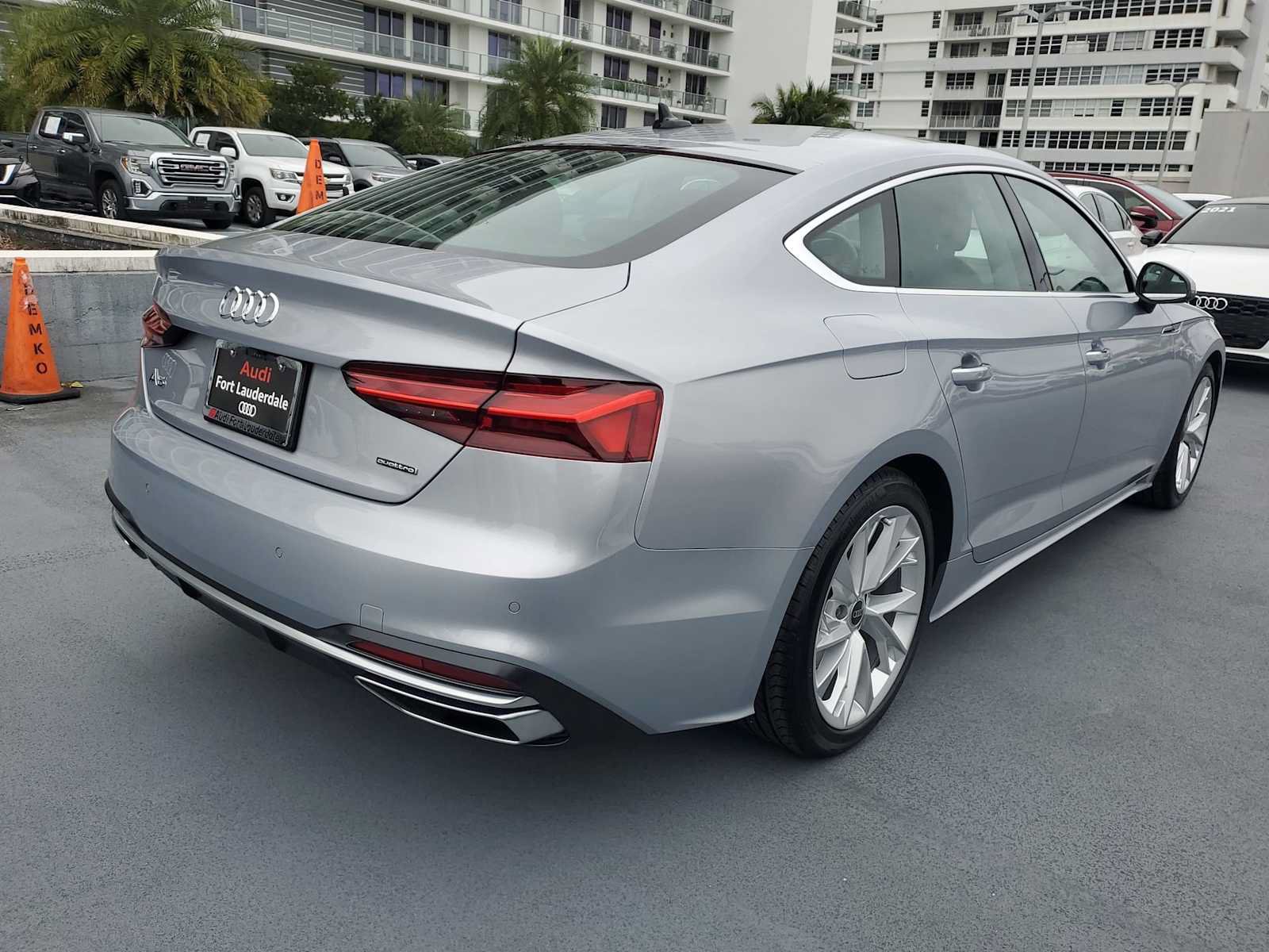 Used 2023 Audi A5 2.0T Premium Plus w/ Premium Plus AWD/4WD image 6
