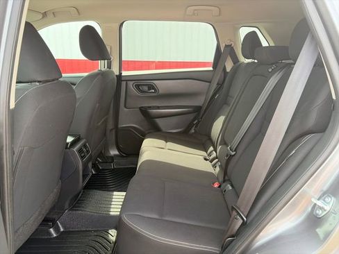 Used 2024 Nissan Rogue S AWD/4WD image 36