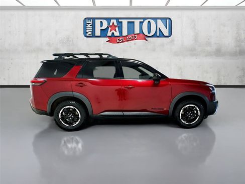 Used 2023 Nissan Pathfinder Rock Creek AWD/4WD image 8