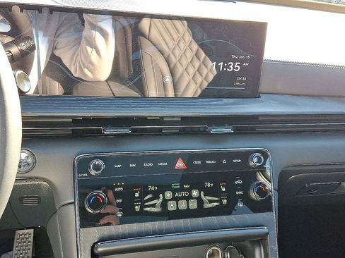 New 2026 Genesis GV80 3.5T Prestige image 18