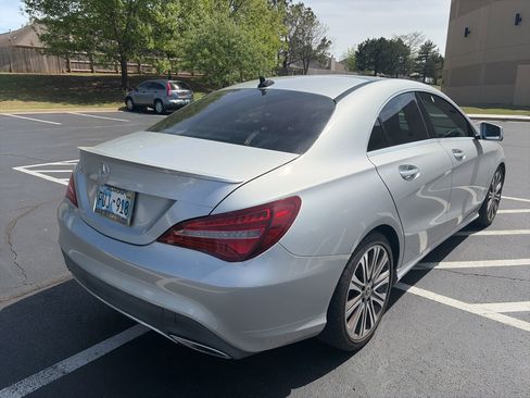 Used 2019 Mercedes-Benz CLA 250 image 4